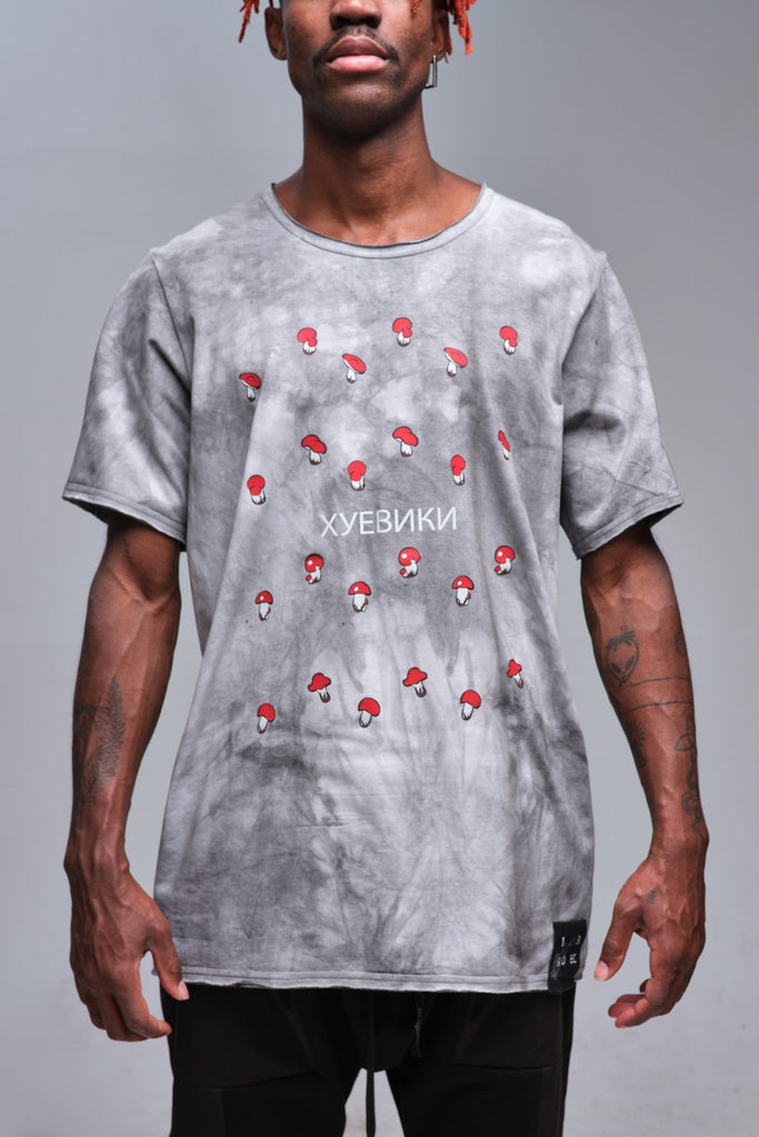 Hand-dyed t-shirt with mushrooms print