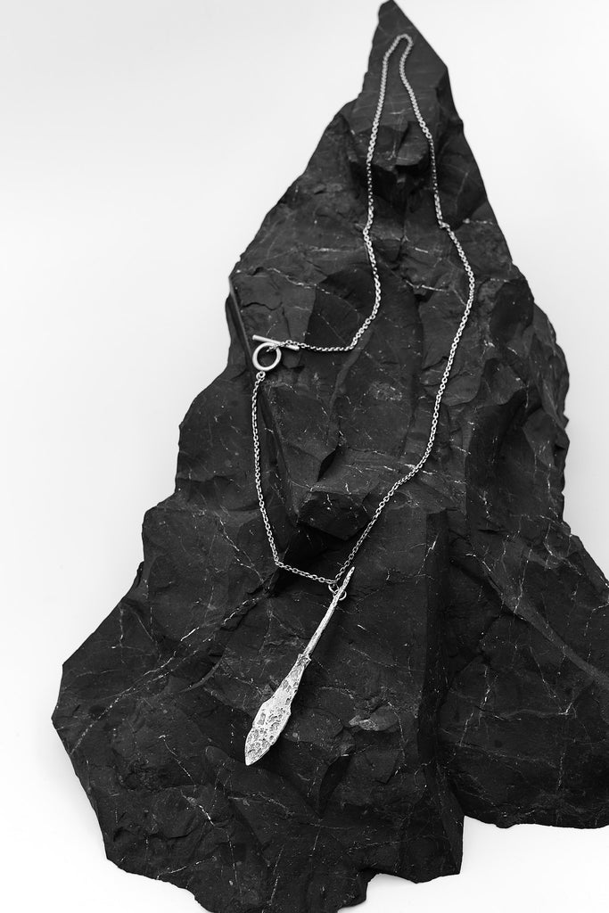 Pendant Arrow Thin